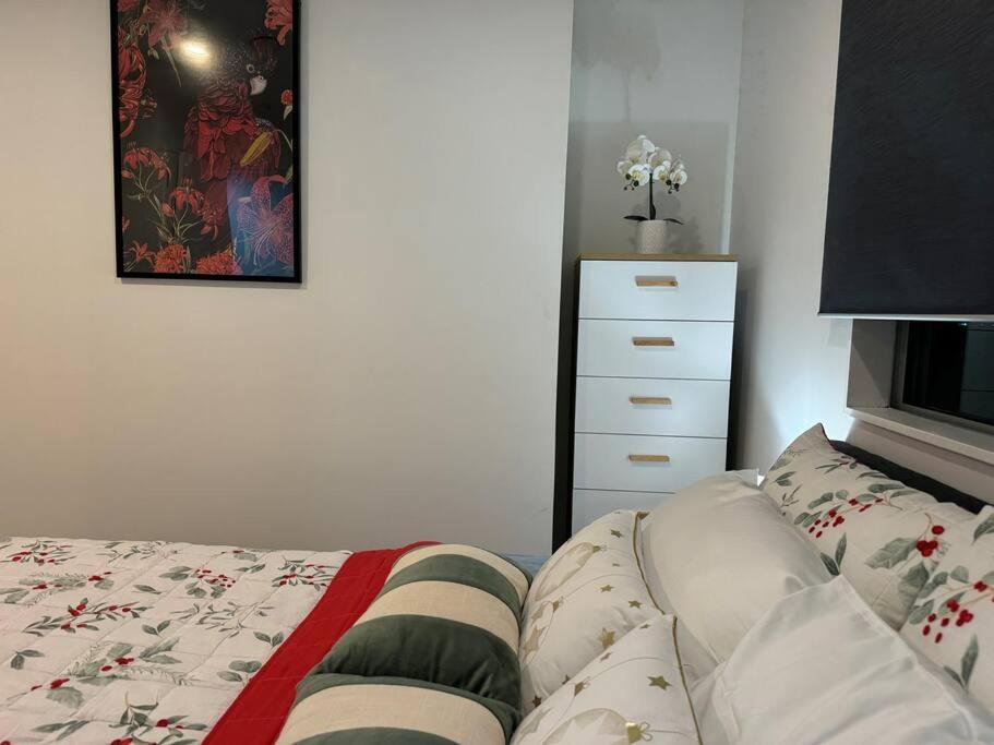 Stunning 3 Bd - 2 Bth City Apt - Pool & Carpark Auckland Exteriör bild