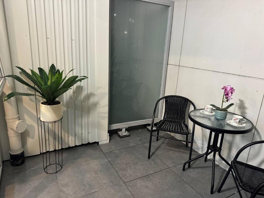 Stunning 3 Bd - 2 Bth City Apt - Pool & Carpark Auckland Exteriör bild