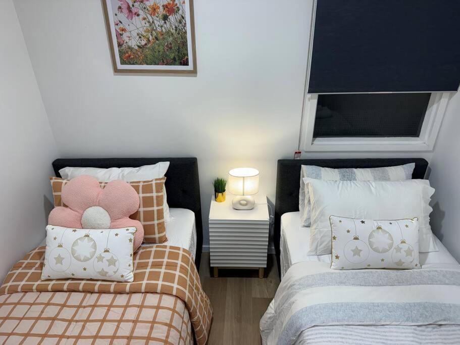 Stunning 3 Bd - 2 Bth City Apt - Pool & Carpark Auckland Exteriör bild